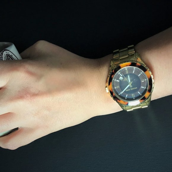 Unisex Michael Kors MK5259 - Gold Plated - Picture 8 of 8